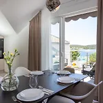 Ocrux Lägenhet Trogir