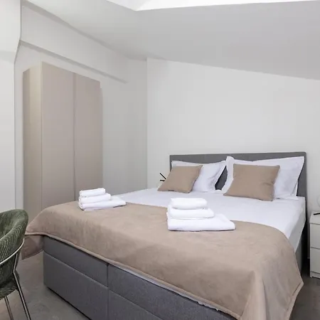 Apartment Ocrux *