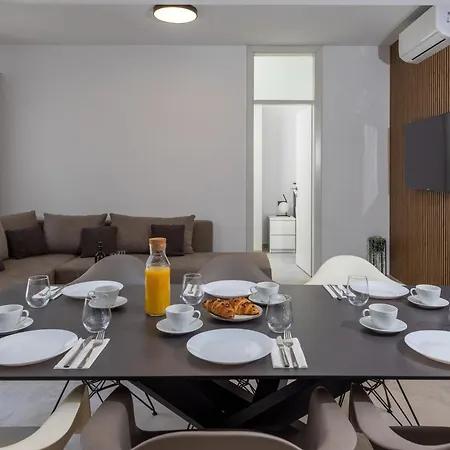 Ocrux Apartment