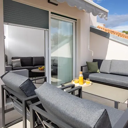 Ocrux Trogir