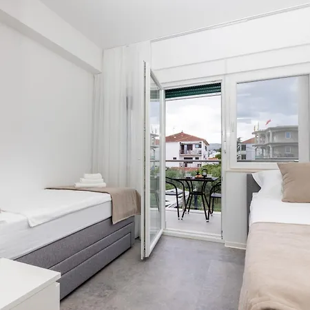 Ocrux Apartment *