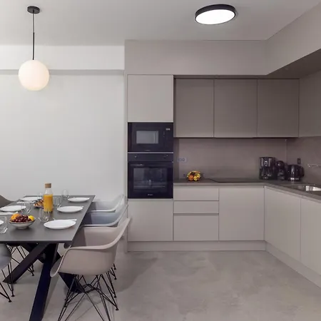 Ocrux Apartment